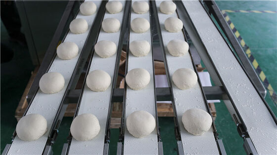 Linea di produzione di tortillas con sistema di raffreddamento a uno o tre strati con spessore minimo di 0,5 mm e consumo energetico di 15-30 KW Macchina per la produzione di tortillas