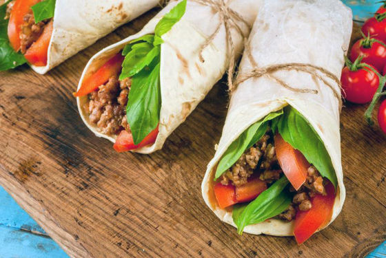 Linea di produzione di tortilla certificata CE ISO con capacità di 200-300 pezzi/ora e diametro di 10-12 pollici